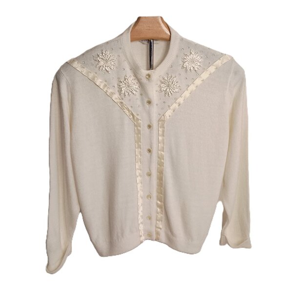 Ste Laurent Vintage White Embellished Crop 3/4 Sleeve Cardigan Sweater Women’s - Picture 3 of 16